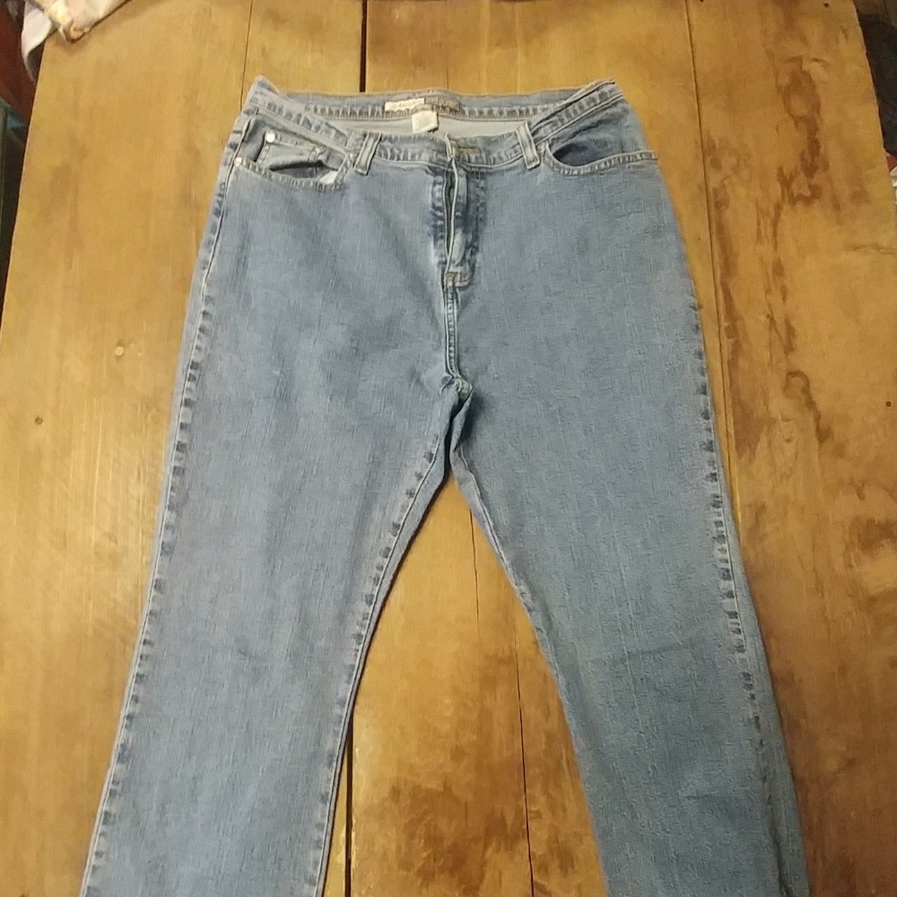 St. John's Bay 12 Stretch Boot